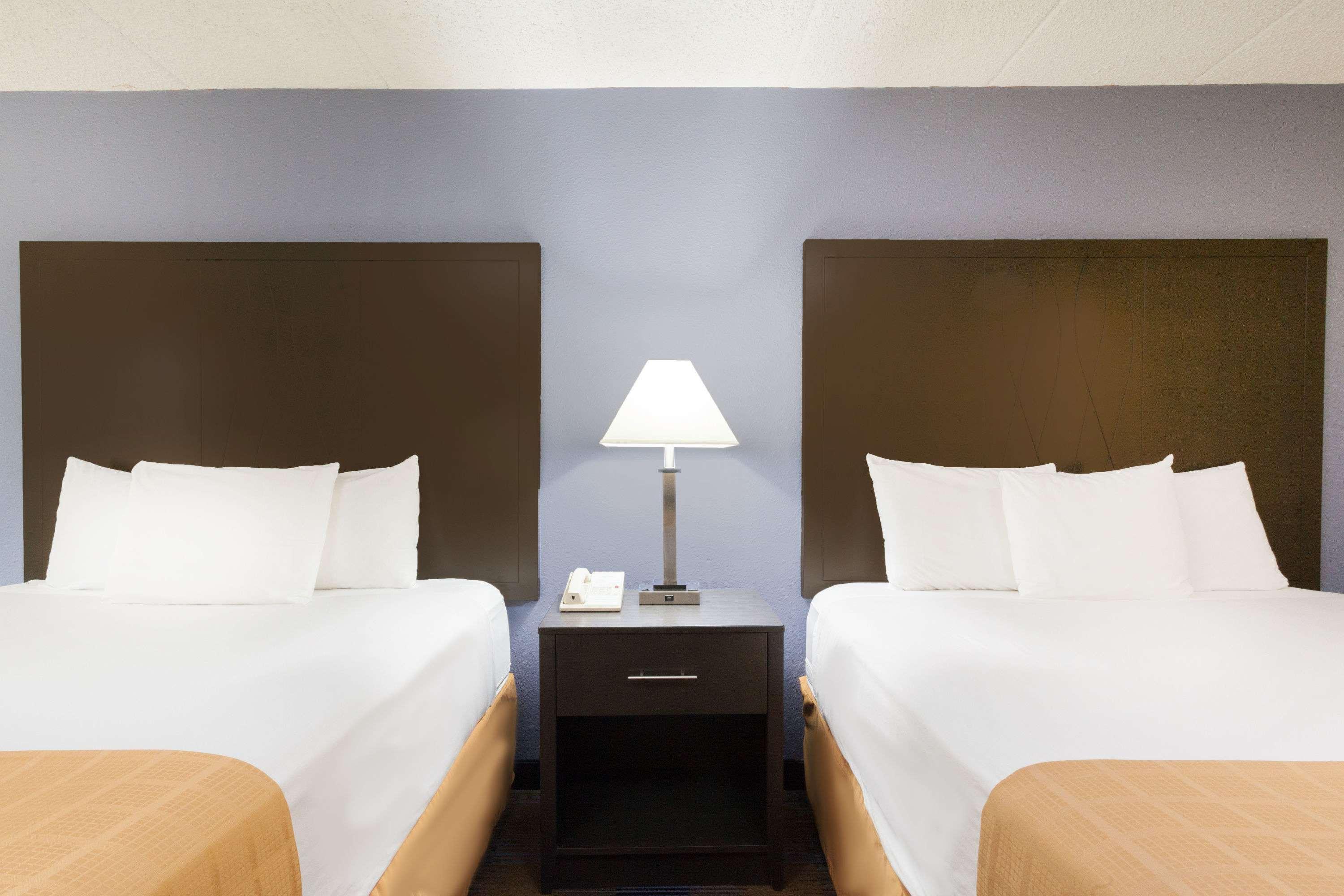 Days Inn By Wyndham Wilkes Barre Exterior foto