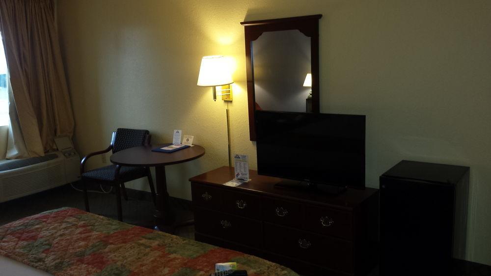 Days Inn By Wyndham Wilkes Barre Exterior foto